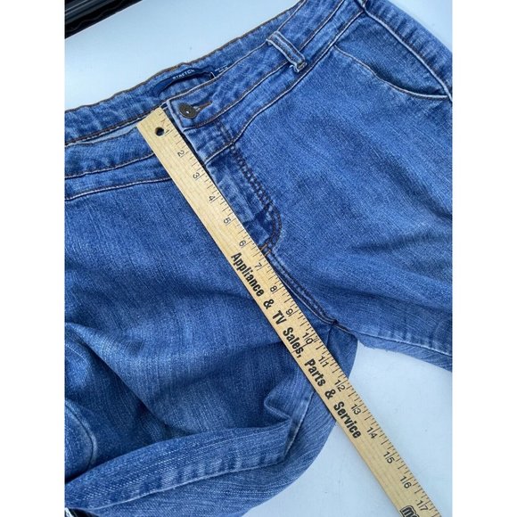 Bill Blass Mid Rise Medium Wash Straight Leg Button Pockets Denim Jeans Size 14 - Picture 13 of 16